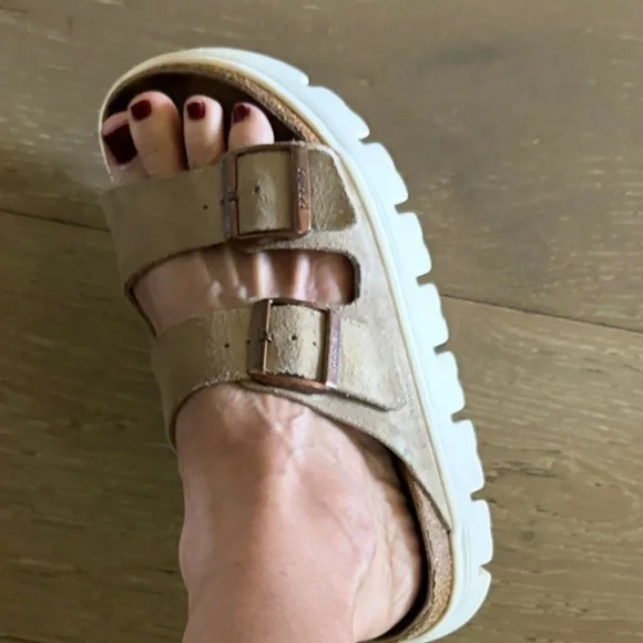 Papillio by Birkenstock Women's Double-Buckle Suede Platform Mules Tan/White - Picture 8 of 9